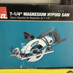 Makita 15 Amp 7-1/4 in. Corded Lightweight Magnesium Hypoid Circular Saw with 