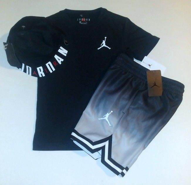 Jordan Boys Youth 3pc Short Set With Cap - Small