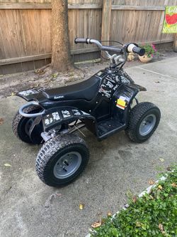 24V Razor Dirt Quad 4-Wheeler ATV with Charger