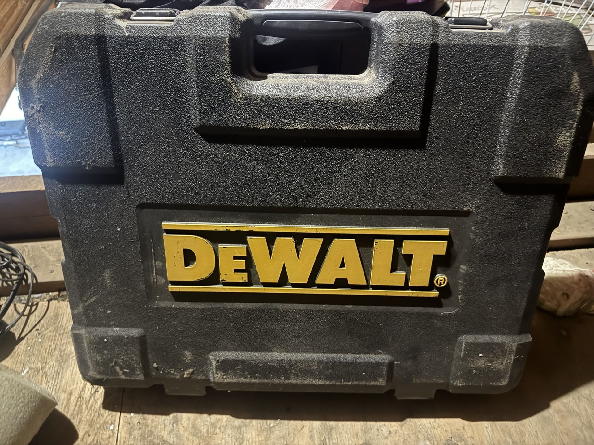 Dewalt mechanics Sets