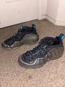 Silver/chrome foams size 12