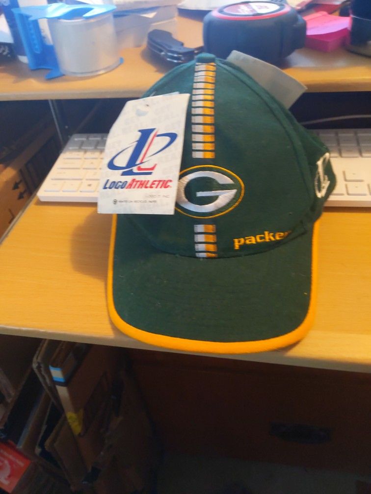 Green Bay Packers Logo Athletic NFL Brushed Twill Cap