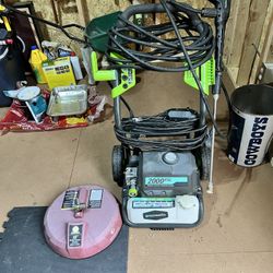 Greenworks 2000 PSI 1.2 GPM Pressure Washer  And surface Cleaner