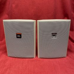 Pair of JBL Control 25AV-WH Indoor/Outdoor speaker 