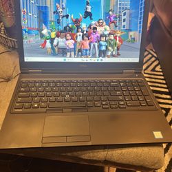 Dell Laptop. Windows 11