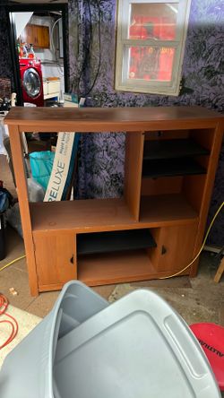 Entertainment center