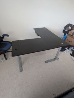 Free desk