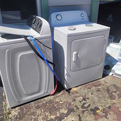 Brand New Whirlpool Washer And Amana Dryer. Priced To Sell