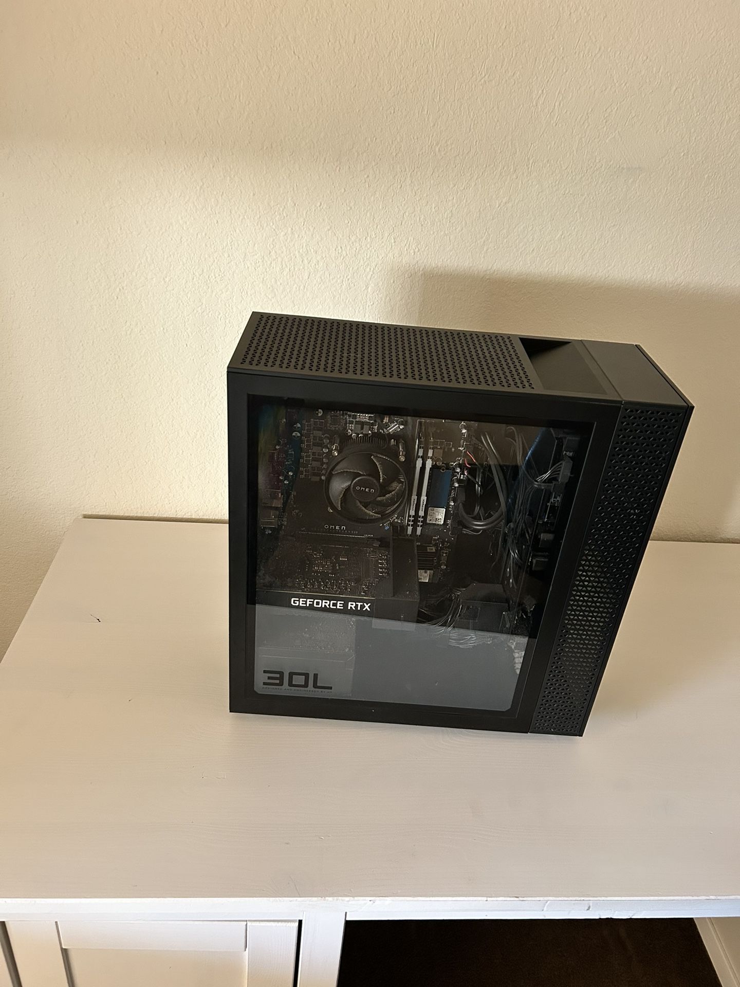 OMEN 30L Computer Tower
