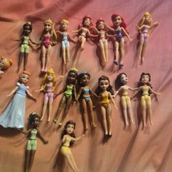 HUGE Polly pocket Disney princess lot 17 dolls with piece Of clothing