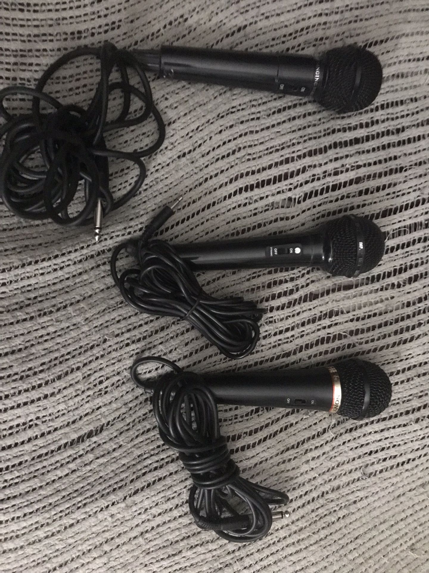 Studio Microphones Only $25 Each Farm