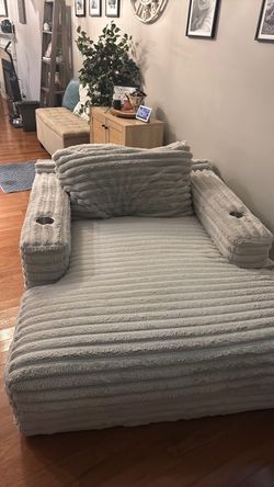 Oversized Plush Floor Lounger Sofa with Cup Holders