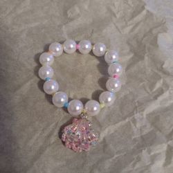COME AND GET YOUR LITTLE GIRL THIS PEARL AND SPARKLEY SHELL BRACELET 