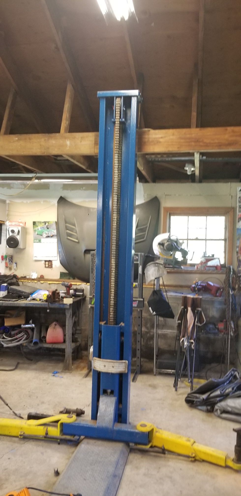 Benwil 2 post car lift