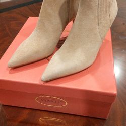Brand New W Tags And Box Vaneli Booties Size 8,5 N