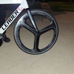 Carbon Tri Spoke