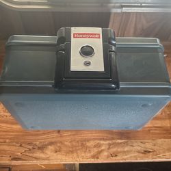 Honeywell Money Safe