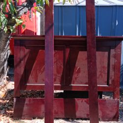 Mahogany Queen Size Bed Frame W/ Slats