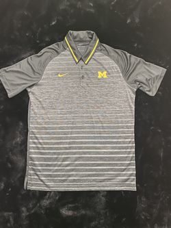 Nike Michigan Wolverines Medium