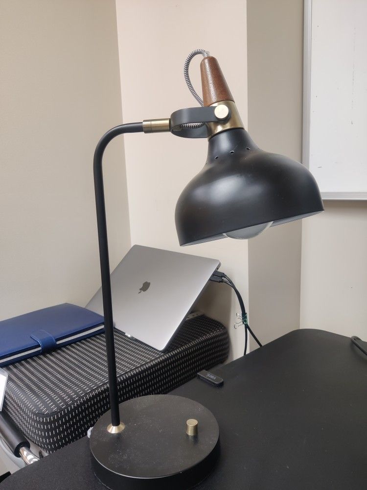 Great Condition Lamp