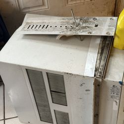 In Window Air Conditioner