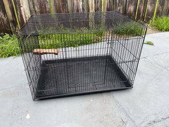 Bird Cage 23”W x 16”D x 16”H Used Condition $20 Firm on Price