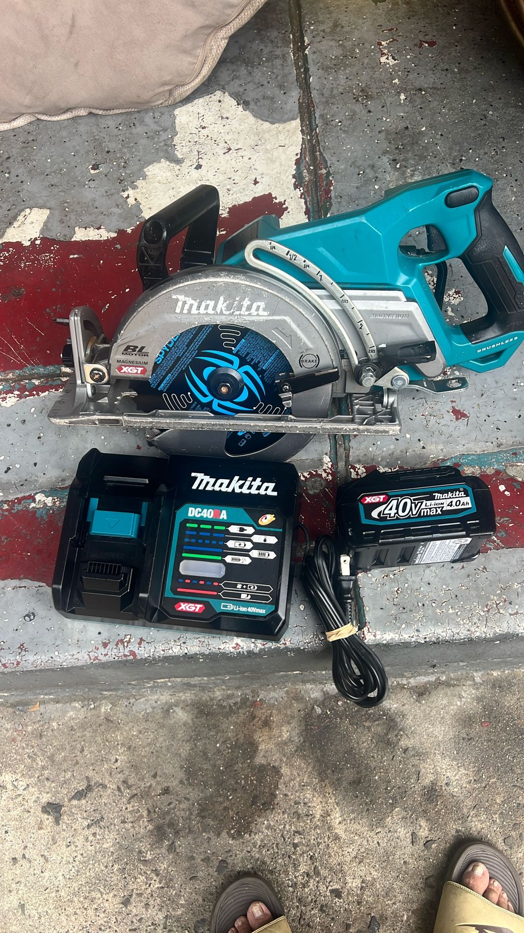 SIERRA MAKITA 71/4 40V