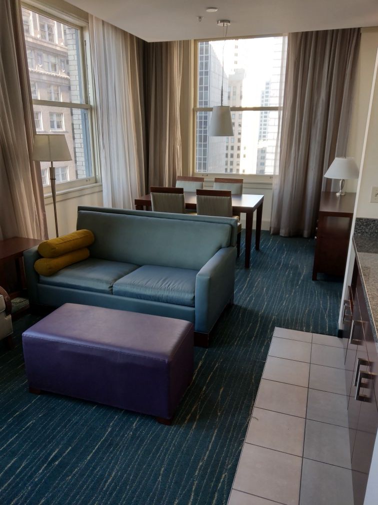 Luxury Hotel Sofa Sleepers / Chairs Free