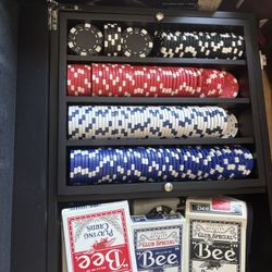 Poker chips and all 4 items
