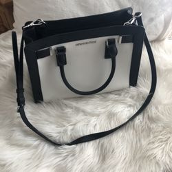 Michael Kors Bag Like New 