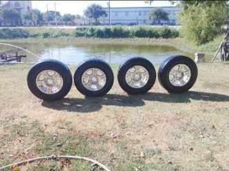 Universal lugs Original Ford Expedition