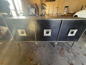 Global Views – Pleated Three-Door Cabinet / Pleated Media Cabinet