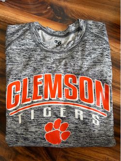 Clemson shirt (like new)
