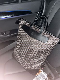 Goyard bag