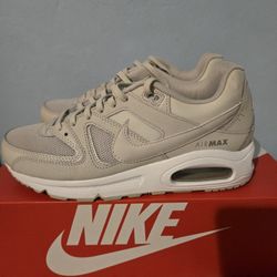 Womens Nike Air Max Command 8.5