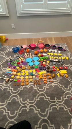 Play Set Food, Utensils, Pots, Pans, Kitchenware