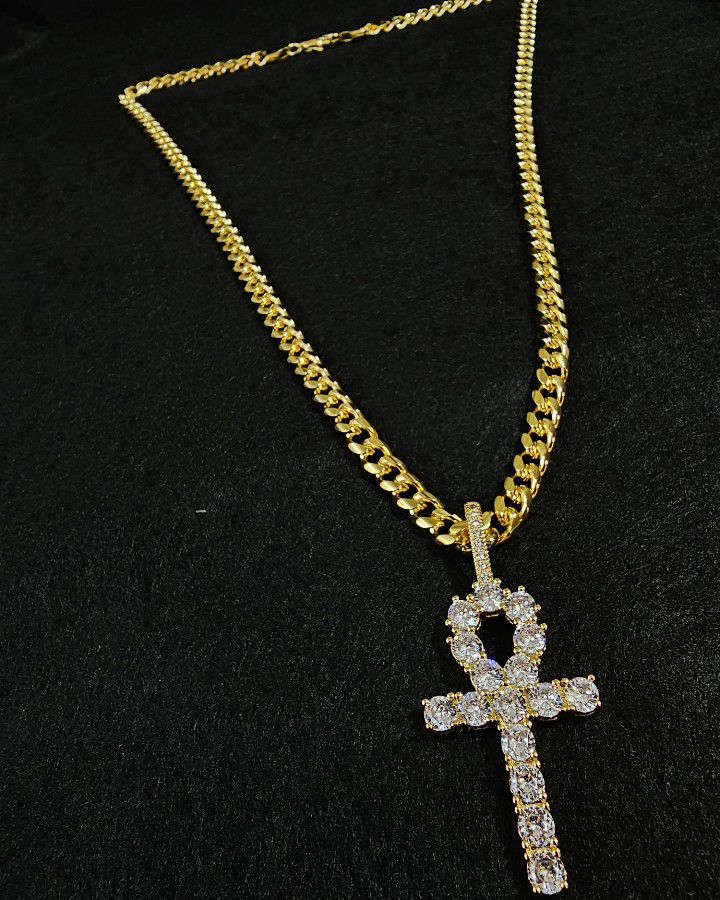 I Deliver I Ship 14k Gold Plated Chain And Pendant