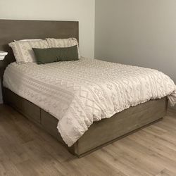 Living Spaces Queen Bed Frame