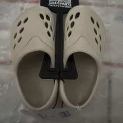 Girls/boys Clog Shoes