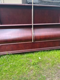 Sleigh bedframe