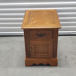 Broyhill Chairside Chest End Table