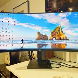 Hewlett Packard P34hc G4 Curved Monitor