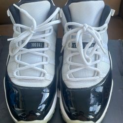 Air Jordan 11 Concord