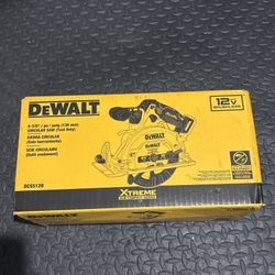New Dewalt Xtreme DCS512B 12V 12 Volt Max 5-3/8" Brushless Circular Saw W Blade 