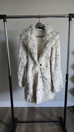 SpiritHoods Arctic Wolf Faux Fur Coat Size L