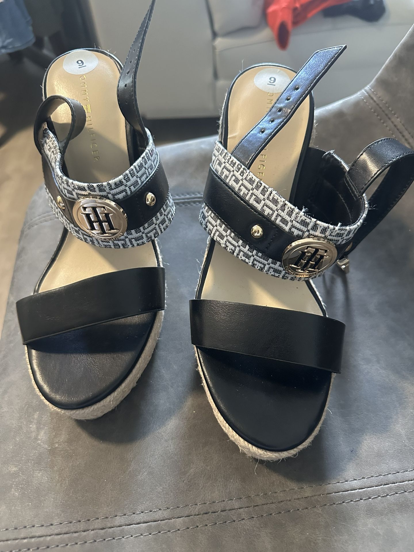 Black & White Tommy Hilfiger Wedges