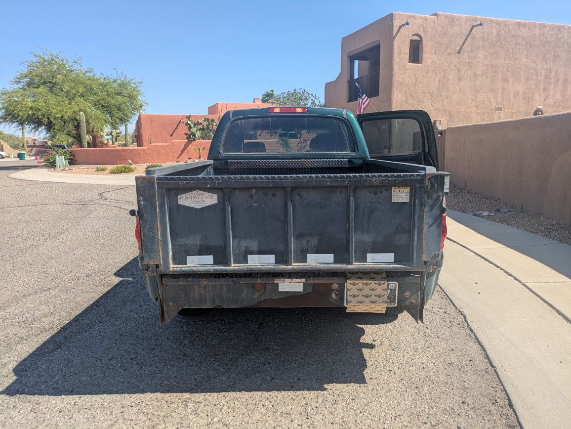 For Sale: USED Tommy Gate Pickup - Original Series (60-1040 TP27) - $1,400