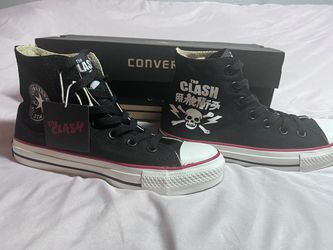 CLASH OF TITANS CONVERSE for Sale in Brooklyn, NY