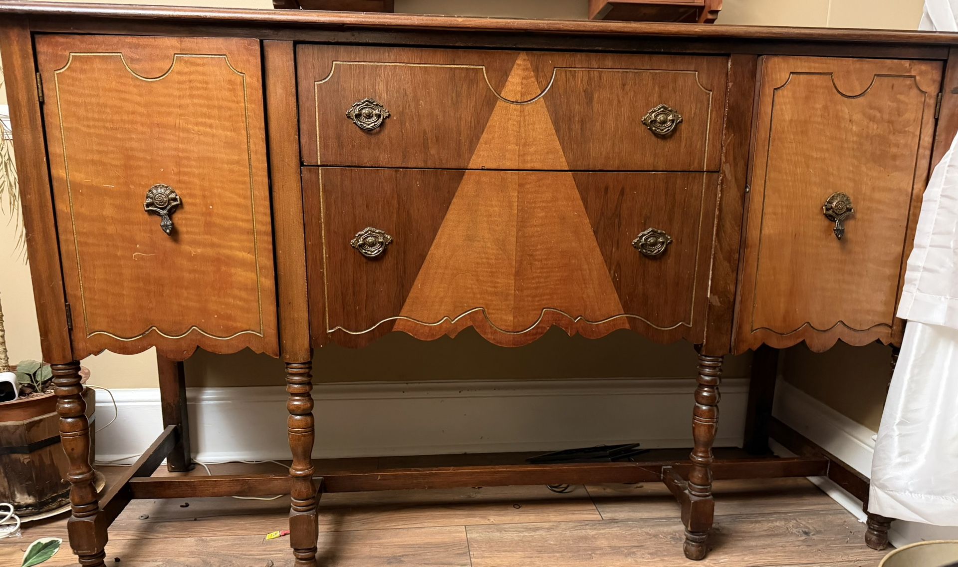 walnut sideboard buffe