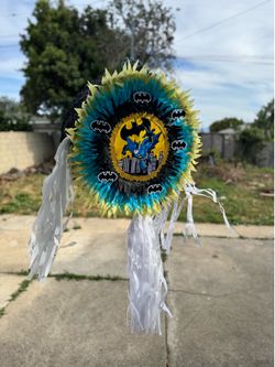 Batman piñata
